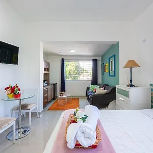 Bamboo Hoouse Santo Domingo