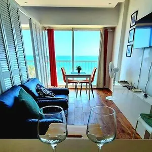 Ocean View Studio Apartamento